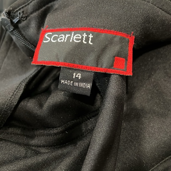 Little black dress - Picture 6 of 6